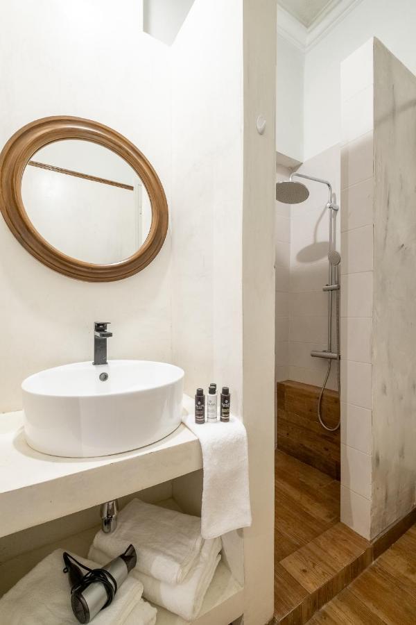 Central5 Boutique Apartments With Common Garden Next To Metro Athen Eksteriør bilde