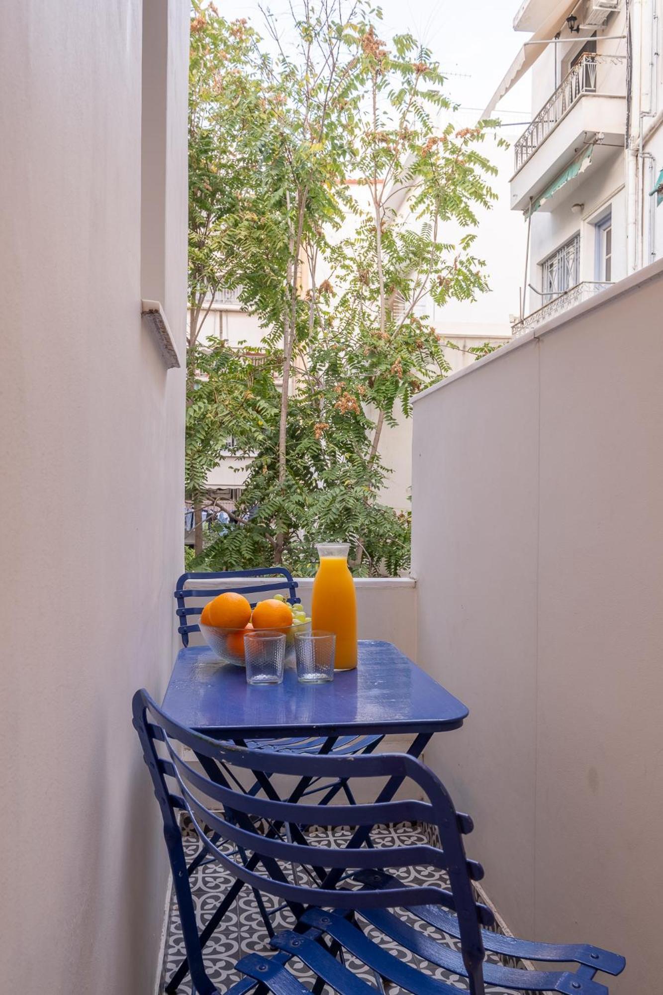 Central5 Boutique Apartments With Common Garden Next To Metro Athen Eksteriør bilde